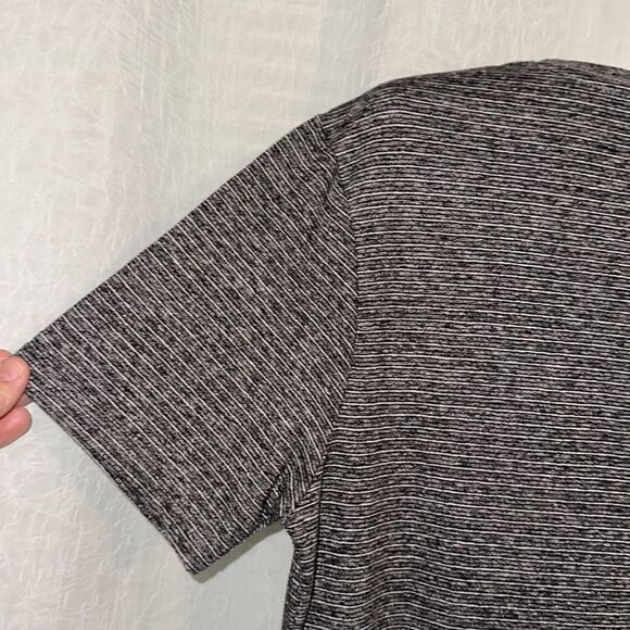 Goodfellow S Gray Heathered Striped Crewneck Standard Fit Short Sleeve Tee - Picture 7 of 9